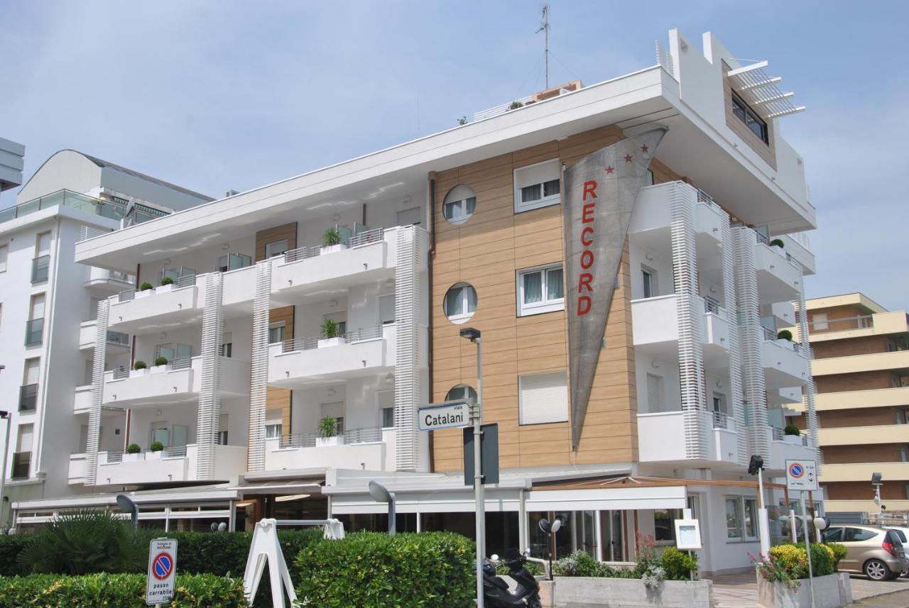Hotel Record Riccione Buitenkant foto