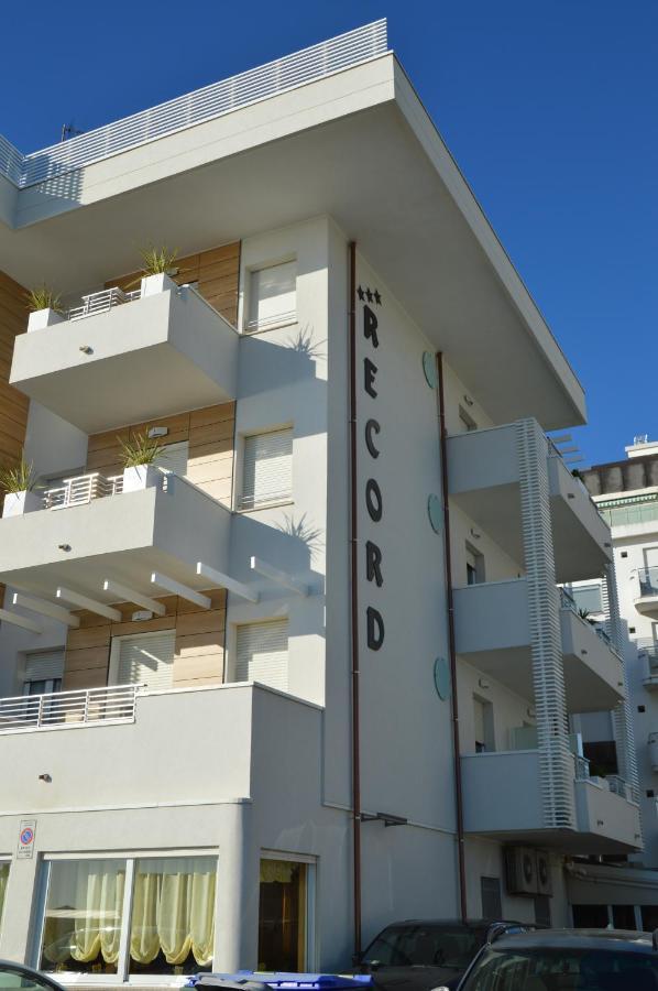 Hotel Record Riccione Buitenkant foto