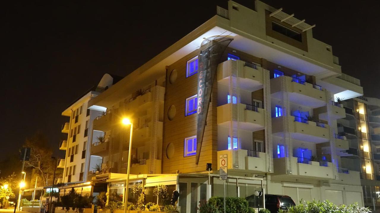 Hotel Record Riccione Buitenkant foto
