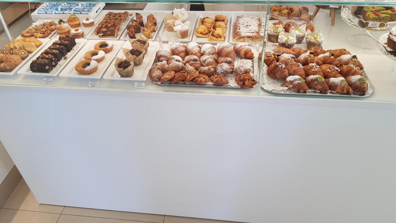 Hotel Record Riccione Buitenkant foto